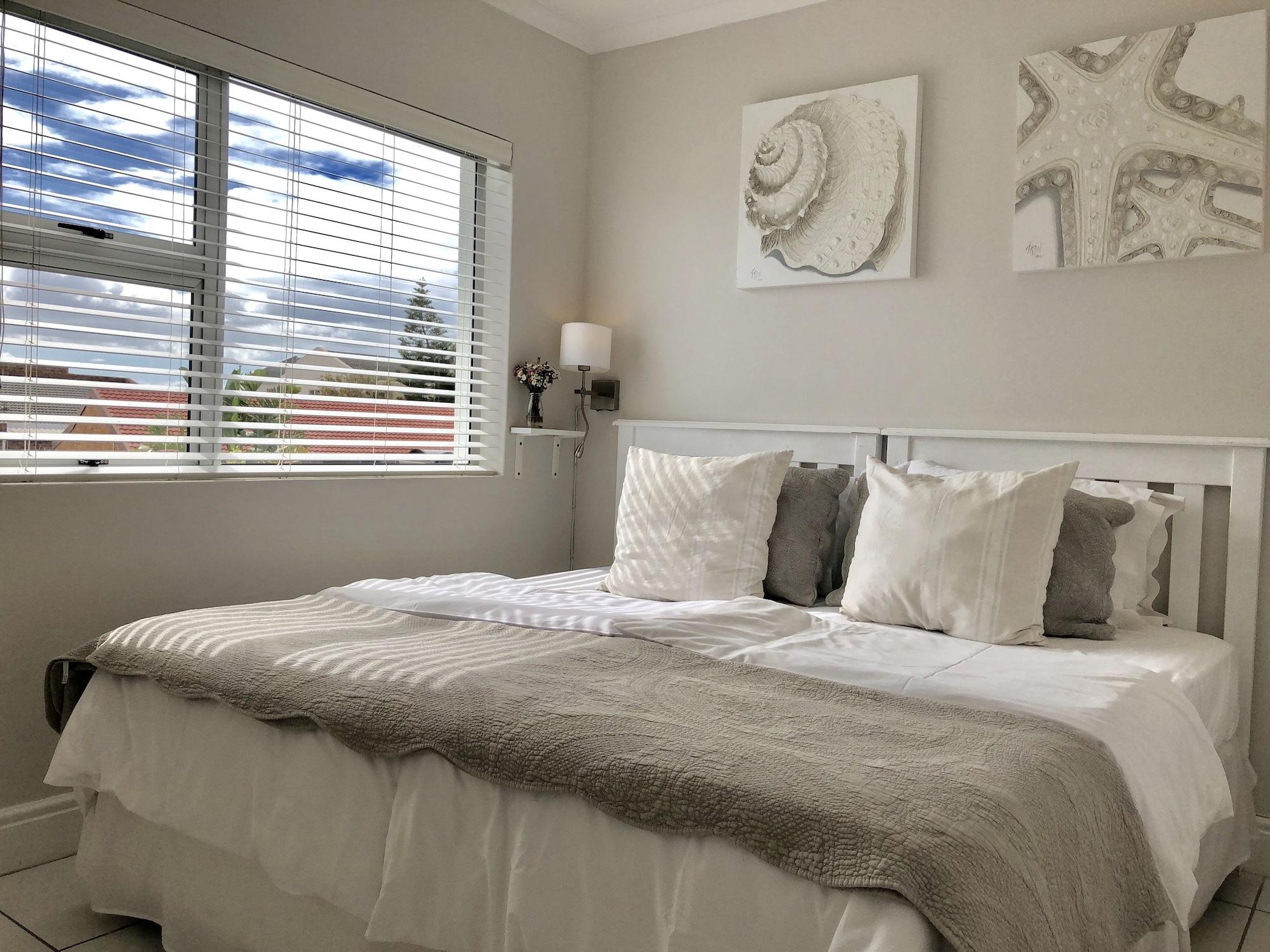 5 Options Guest House Bloubergstrand Exterior foto