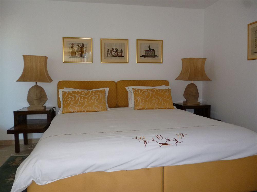 5 Options Guest House Bloubergstrand Exterior foto