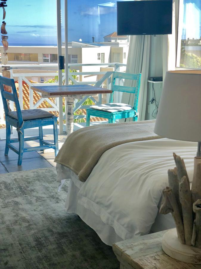 5 Options Guest House Bloubergstrand Exterior foto