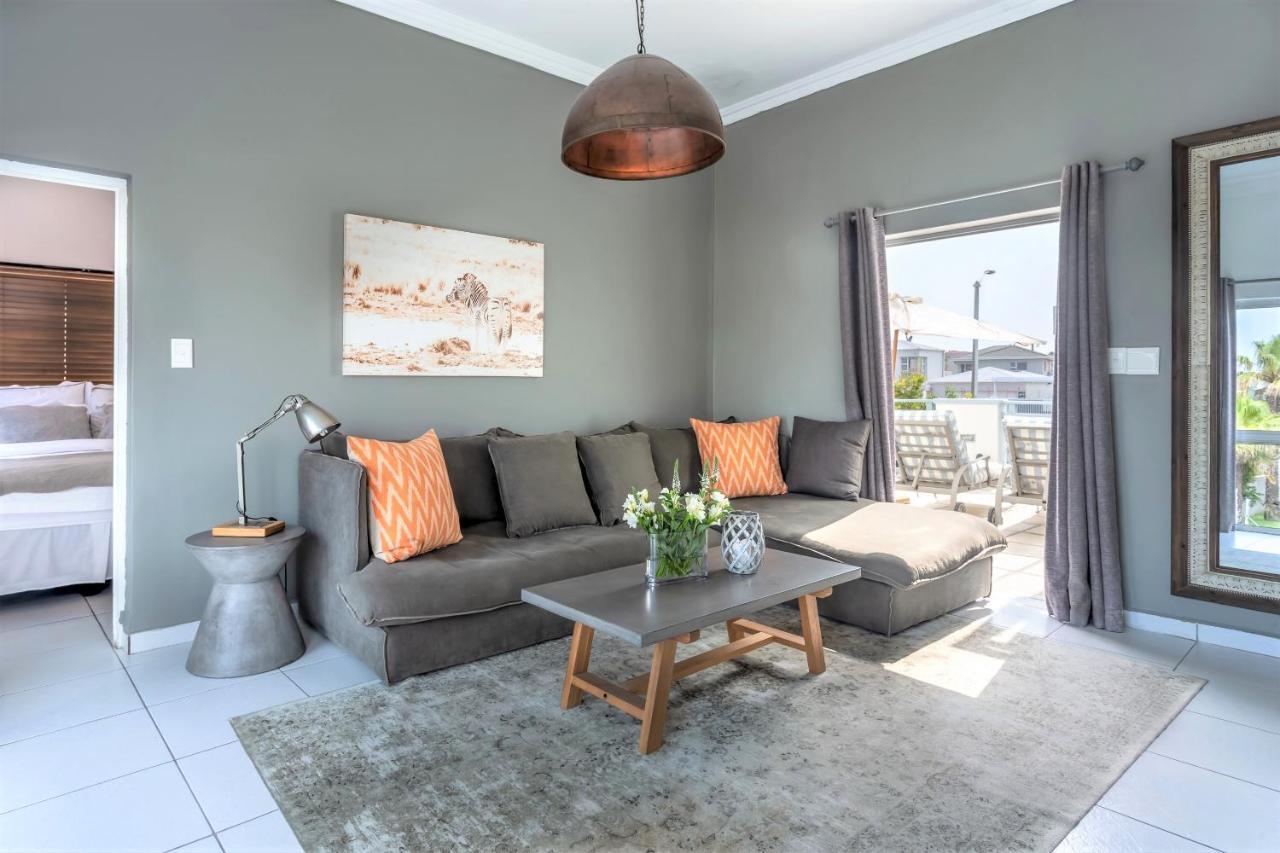 5 Options Guest House Bloubergstrand Exterior foto